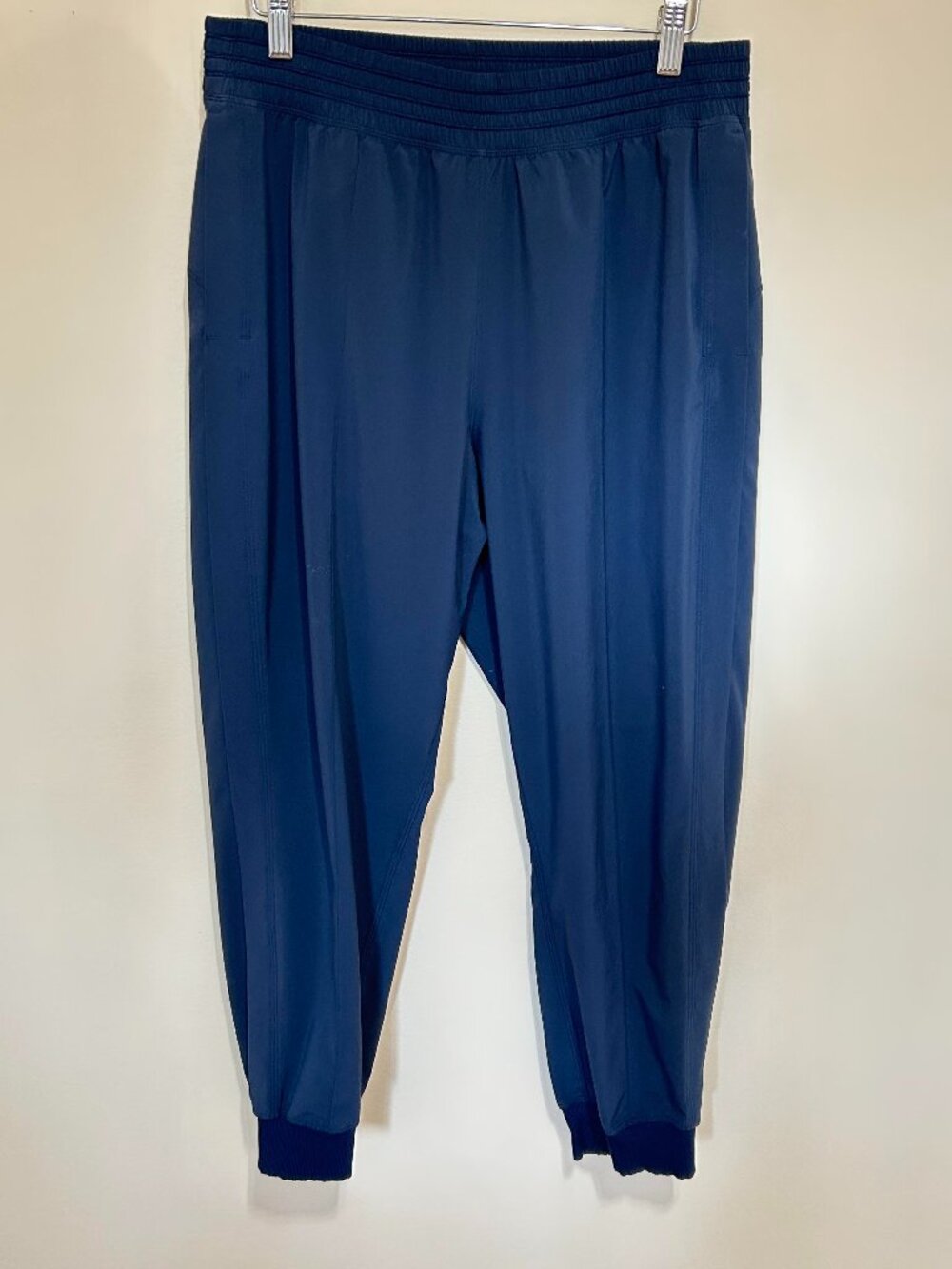 lululemon athletica High-Rise Capri Pant Navy Blue Size 10